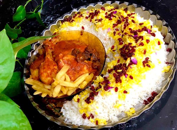 تزیین برنج با زرشک ساده ترین و بهترین ایده ها برای تزیین کردن برنج با زرشک و زعفران