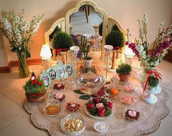 مدل سفره هفت سین زیباترین و خلاقانه ترین ایده ها برای تزیین سفره هفت سین 1403