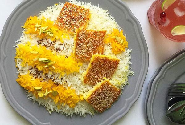 تزیین برنج ساده زیباترین و قشنگ ترین ایده ها برای تزیین برنج با زعفران و خلال پسته