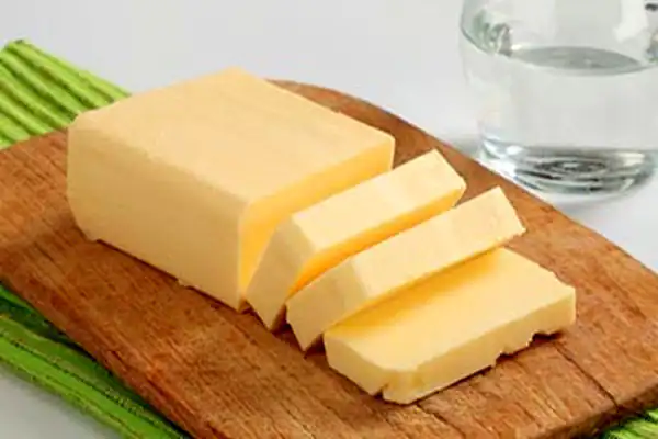 خواص کره پاستوریزه برای مردان و زنان و پوست و مو و کبد چرب