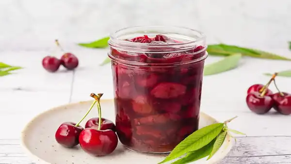 خواص کمپوت گیلاس برای مردان و زنان و پوست و مو و کبد چرب