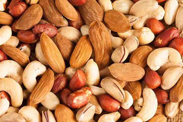 خواص هفت مغز برای مردان و زنان و پوست و مو و کبد چرب