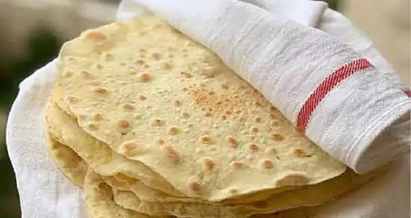 خواص نان ذرت برای مردان و زنان و پوست و مو و کبد چرب