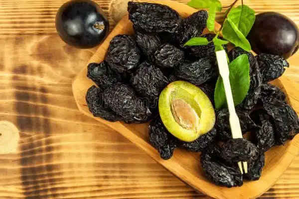 عوارض آلو برقانی خیراندیش در طب سنتی برای مردان و زنان