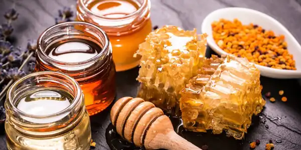 عوارض عسل خیراندیش در طب سنتی برای مردان و زنان
