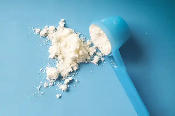 عوارض شیر خشک خیراندیش در طب سنتی برای مردان و زنان